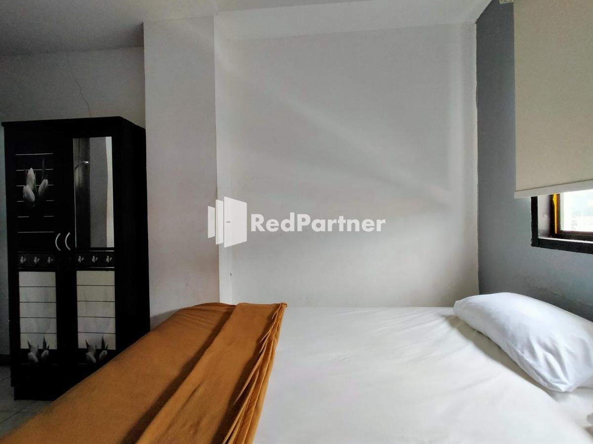 Hotel Ayu Lestari Ternate Redpartner Exteriör bild